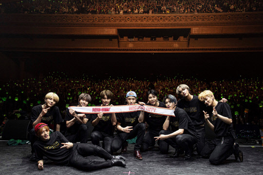 NCT 127 'NEO CITY : MEXICO - The Origin' 공연 이미지 [사진=SM엔터테인먼트 제공]